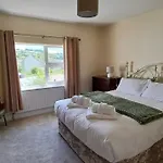 Home-sleeps 6 -private Garden 度假居 阿比菲尔