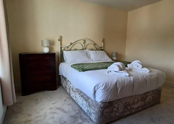 Home-sleeps 6 -private Garden Casa vacanze *